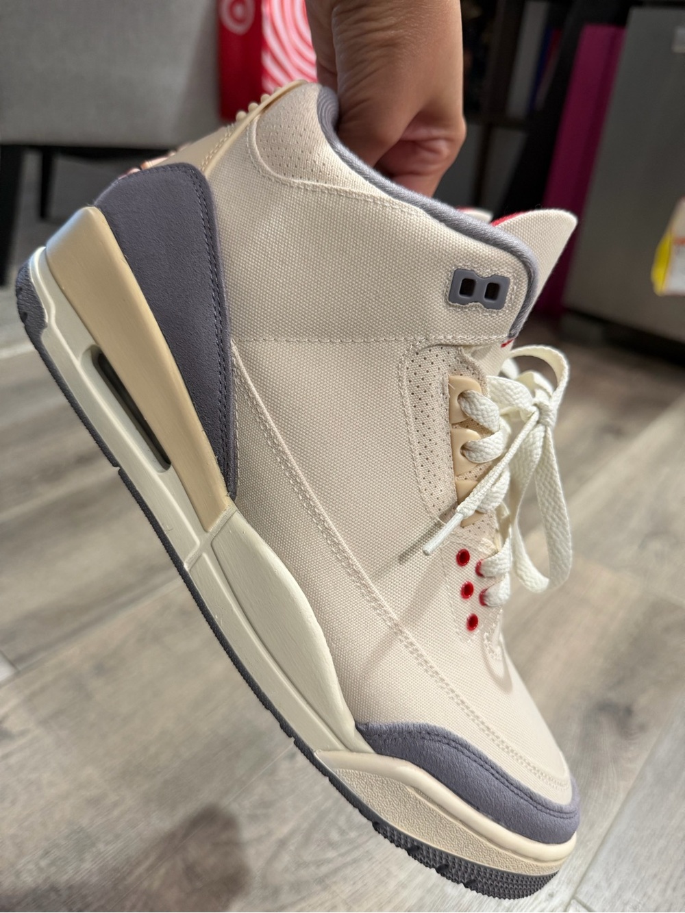 Jordan 3 Retro - Sizd 10.5M